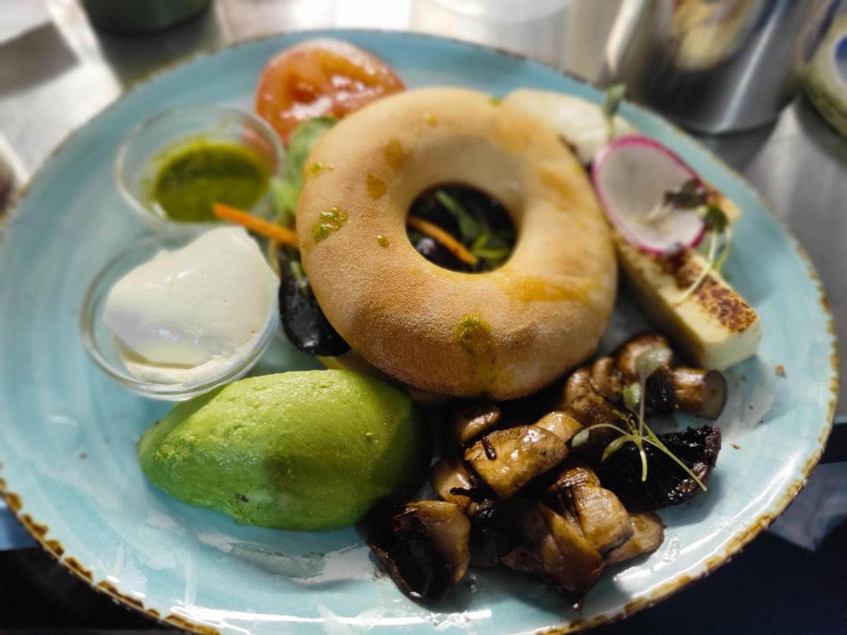 Masonic Hotel Waitara ภายนอก รูปภาพ